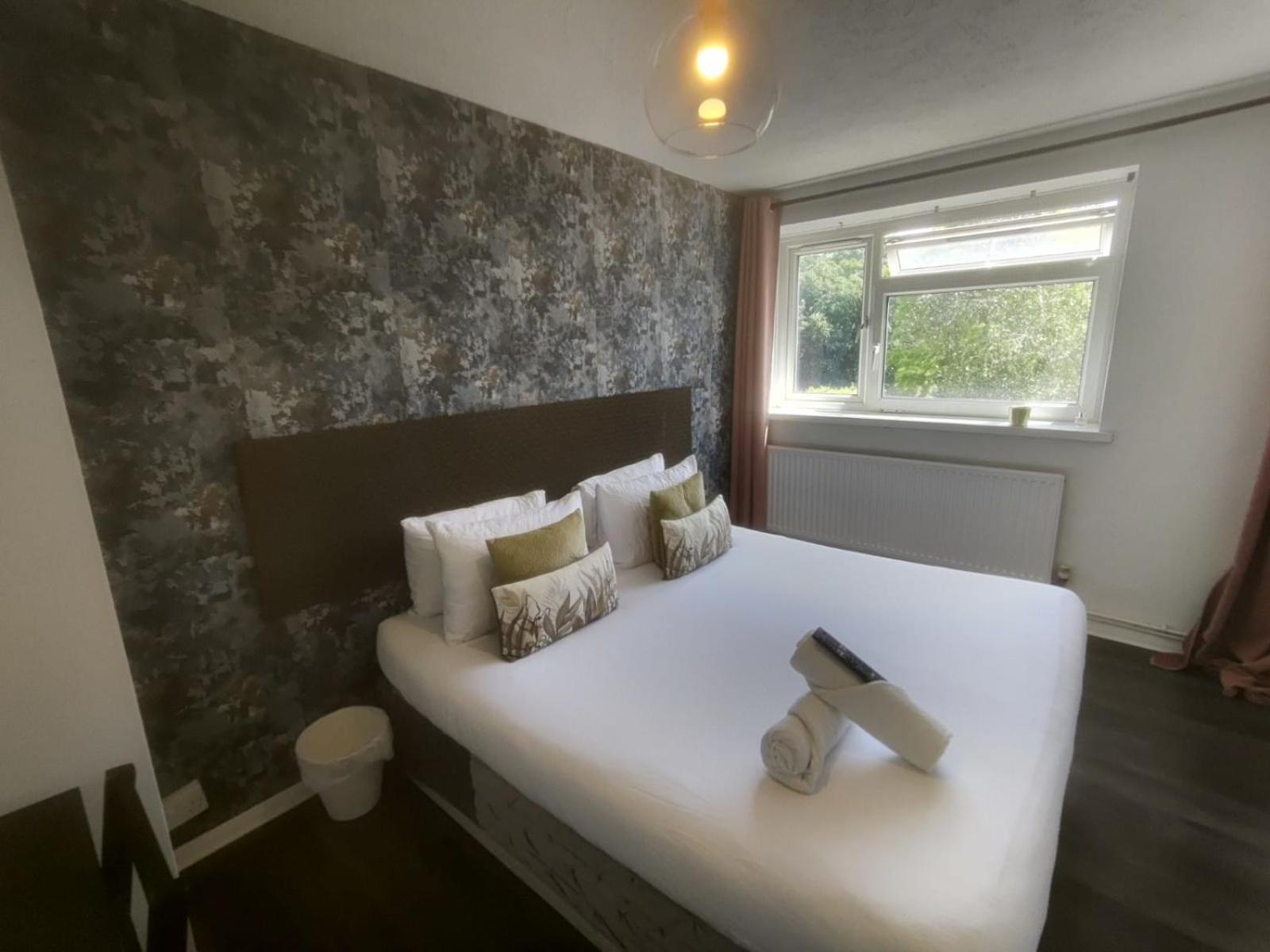 Appartamento R1 Superking Sized Bed & 65" Tv On The Wall In Clapham Londra Esterno foto