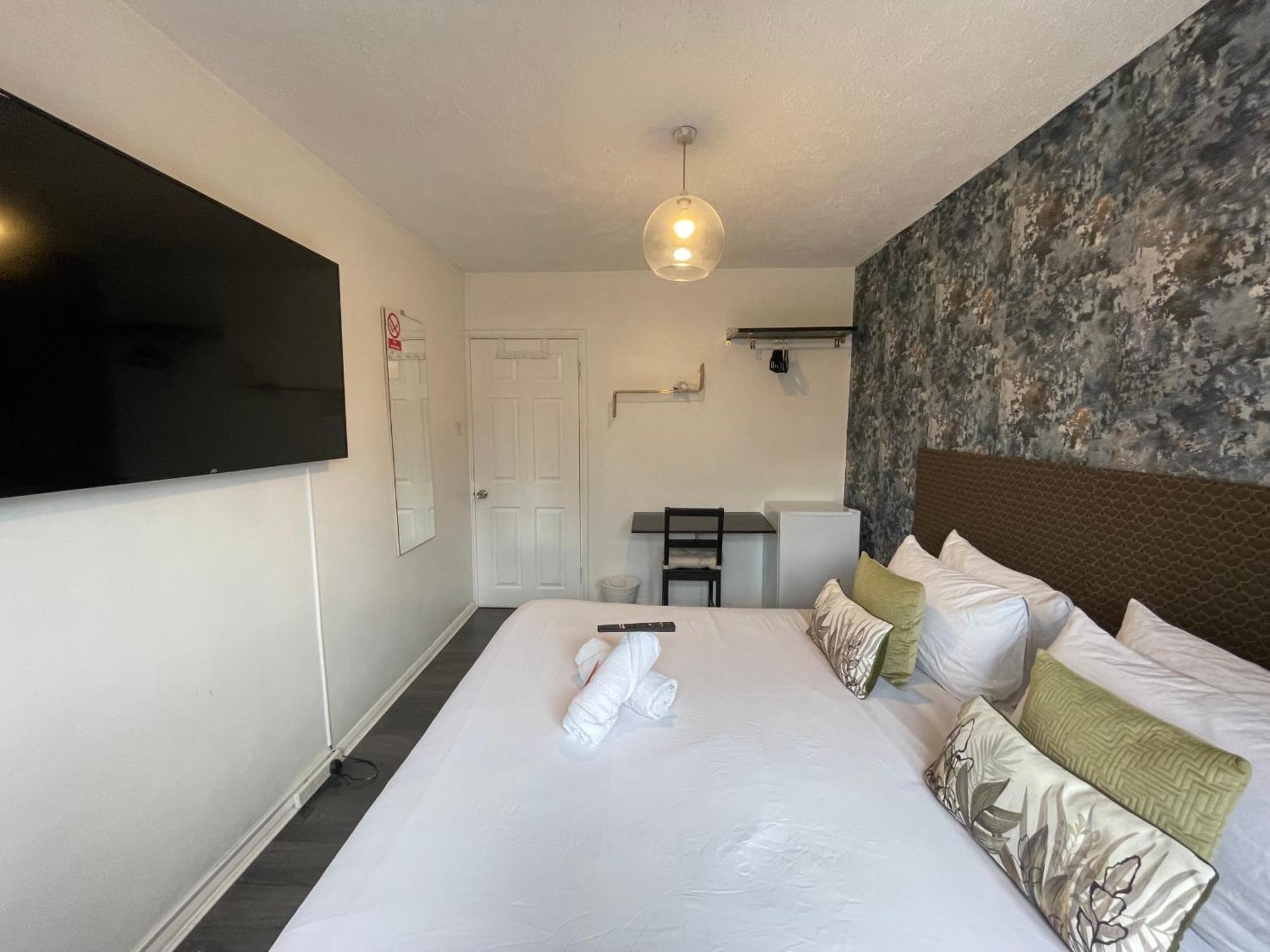 Appartamento R1 Superking Sized Bed & 65" Tv On The Wall In Clapham Londra Esterno foto